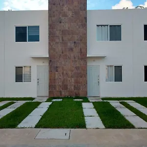 https://casa-jardines-del-sur-3.quintano-roohotels.com